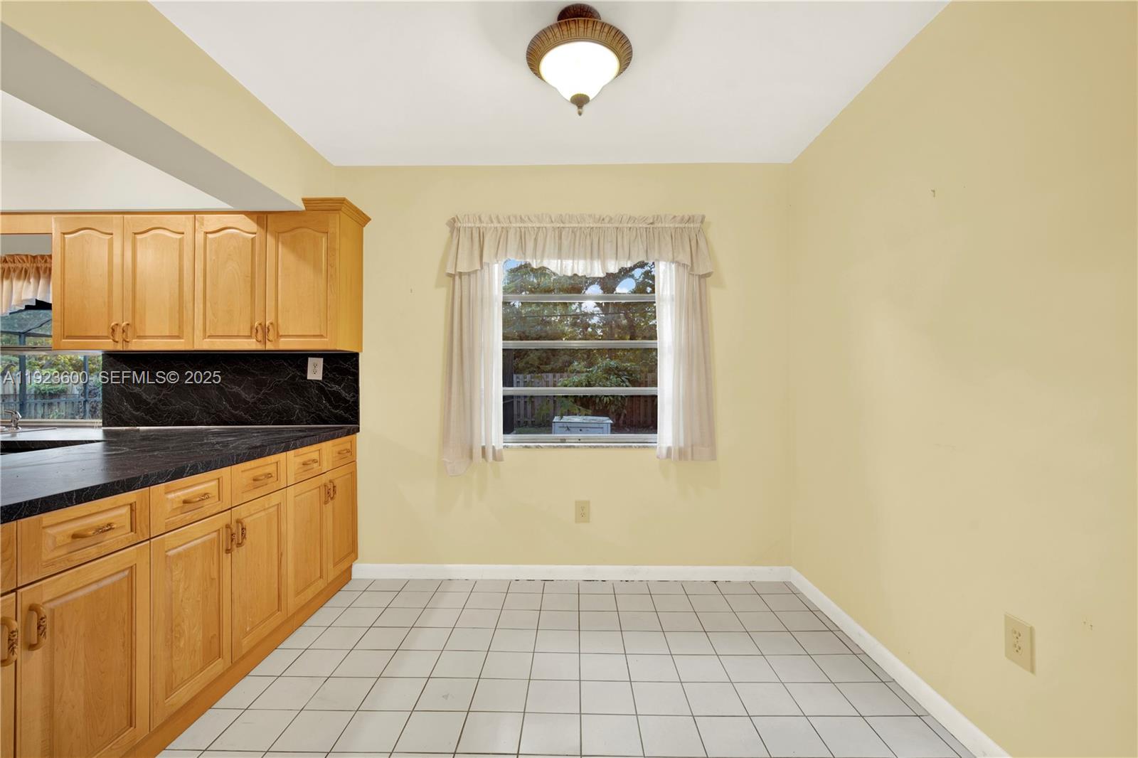 13240 SW 98th Pl Miami, FL 33176