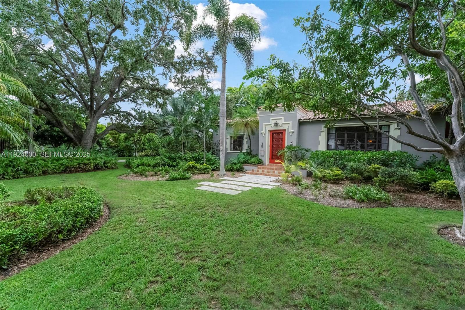 492 NE 55th St Miami, FL 33137