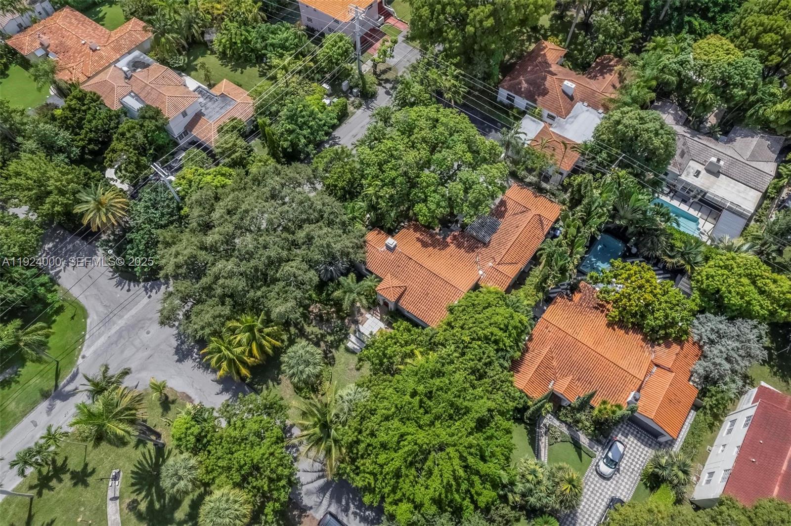 492 NE 55th St Miami, FL 33137