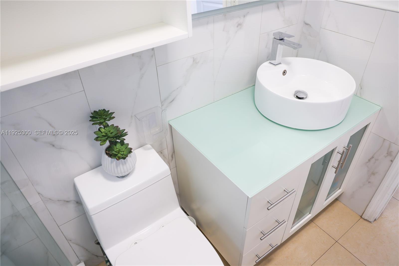 5535 W 13th Ave Hialeah, FL 33012