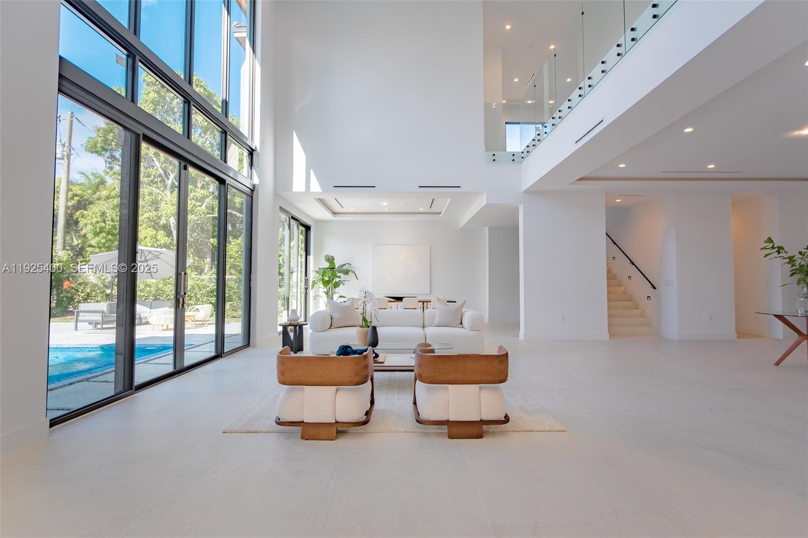 9840 SW 73rd Ct Pinecrest, FL 33156