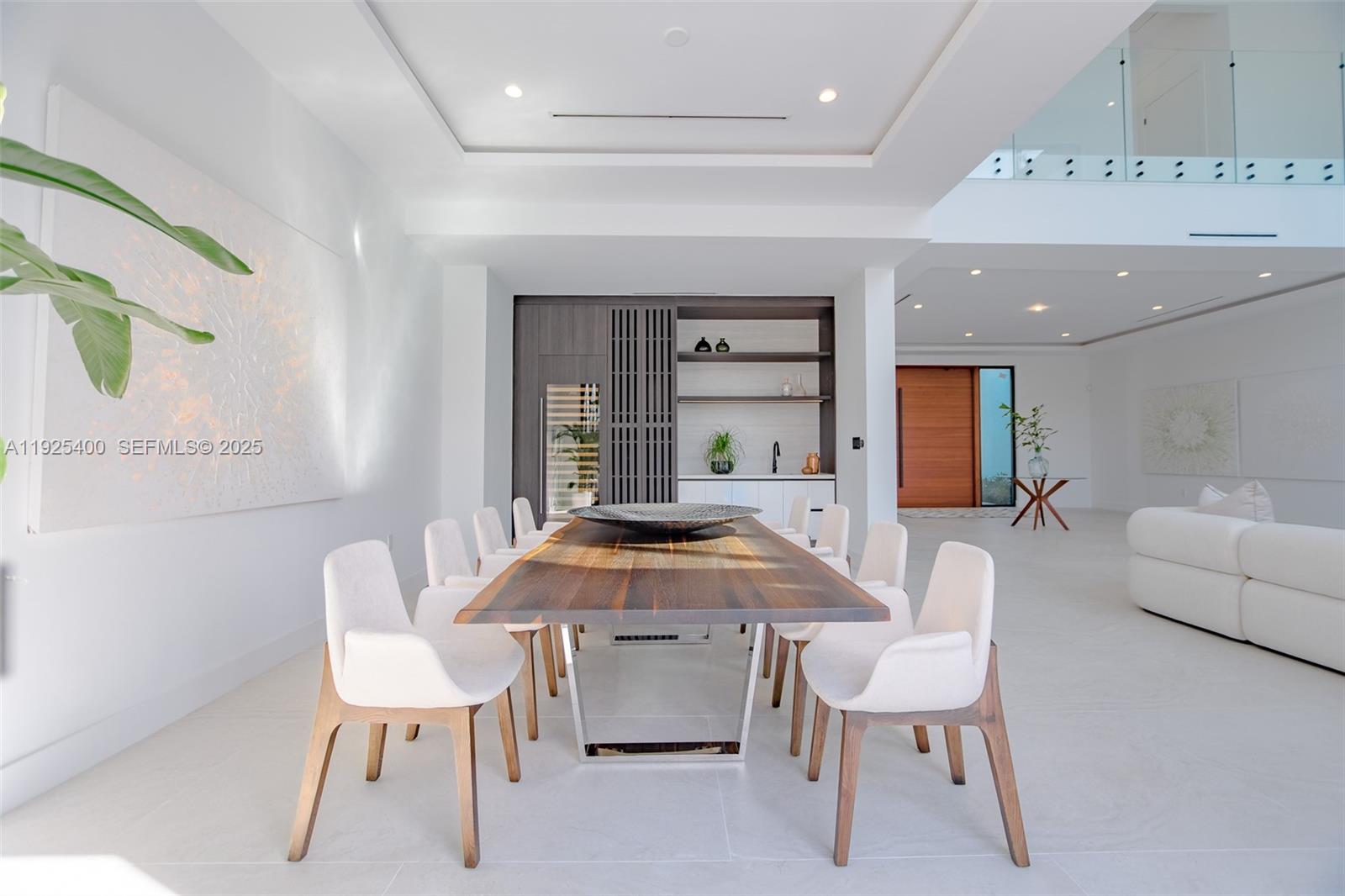 9840 SW 73rd Ct Pinecrest, FL 33156