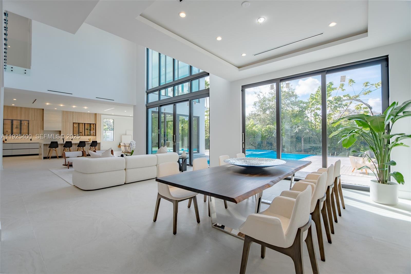 9840 SW 73rd Ct Pinecrest, FL 33156