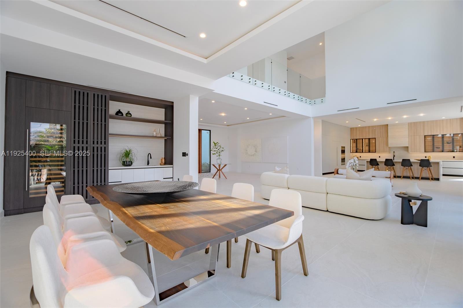 9840 SW 73rd Ct Pinecrest, FL 33156