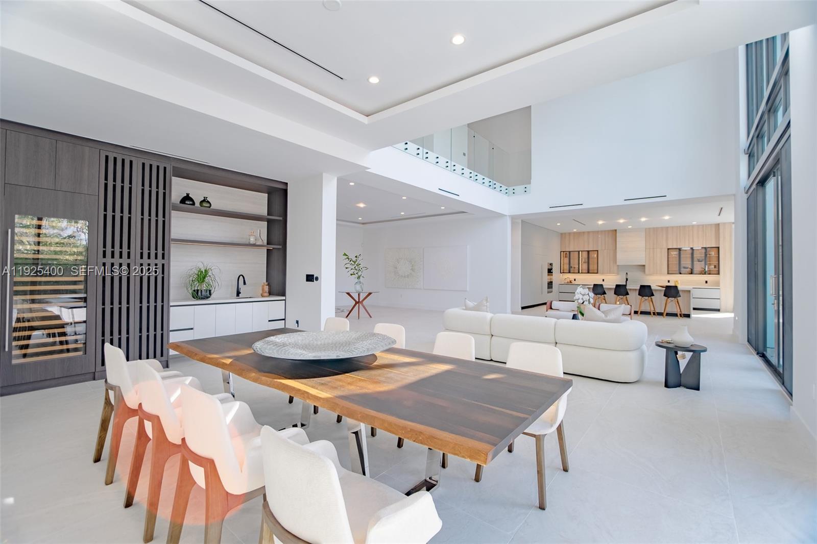 9840 SW 73rd Ct Pinecrest, FL 33156