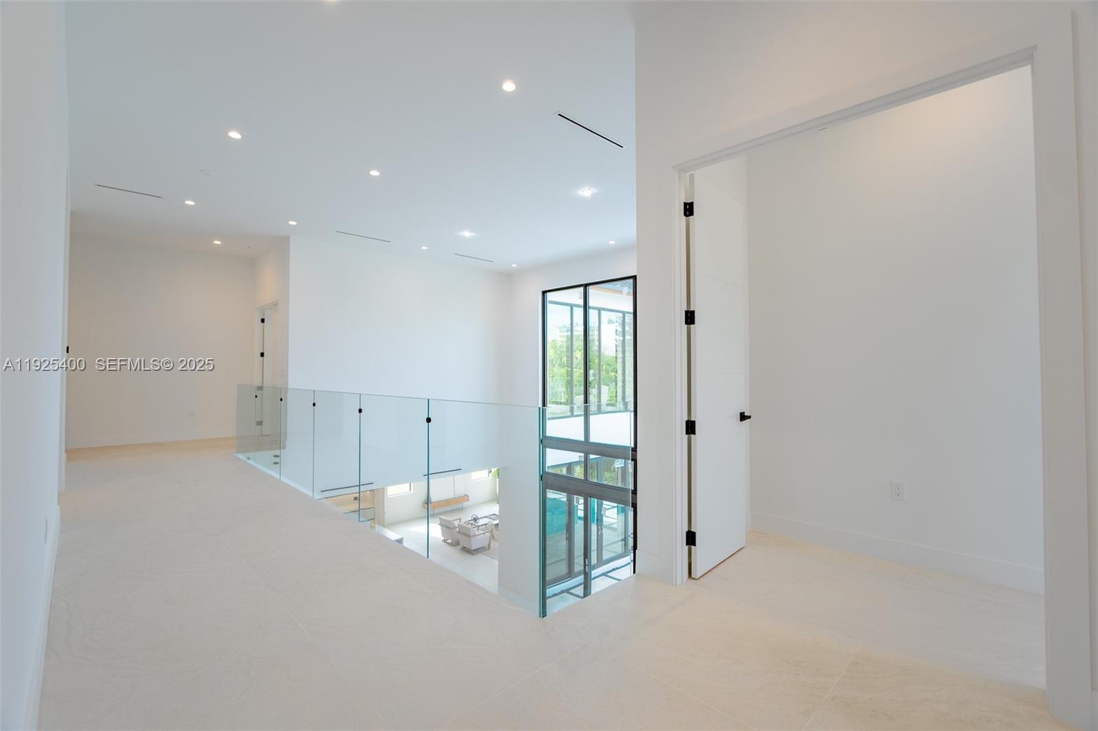 9840 SW 73rd Ct Pinecrest, FL 33156