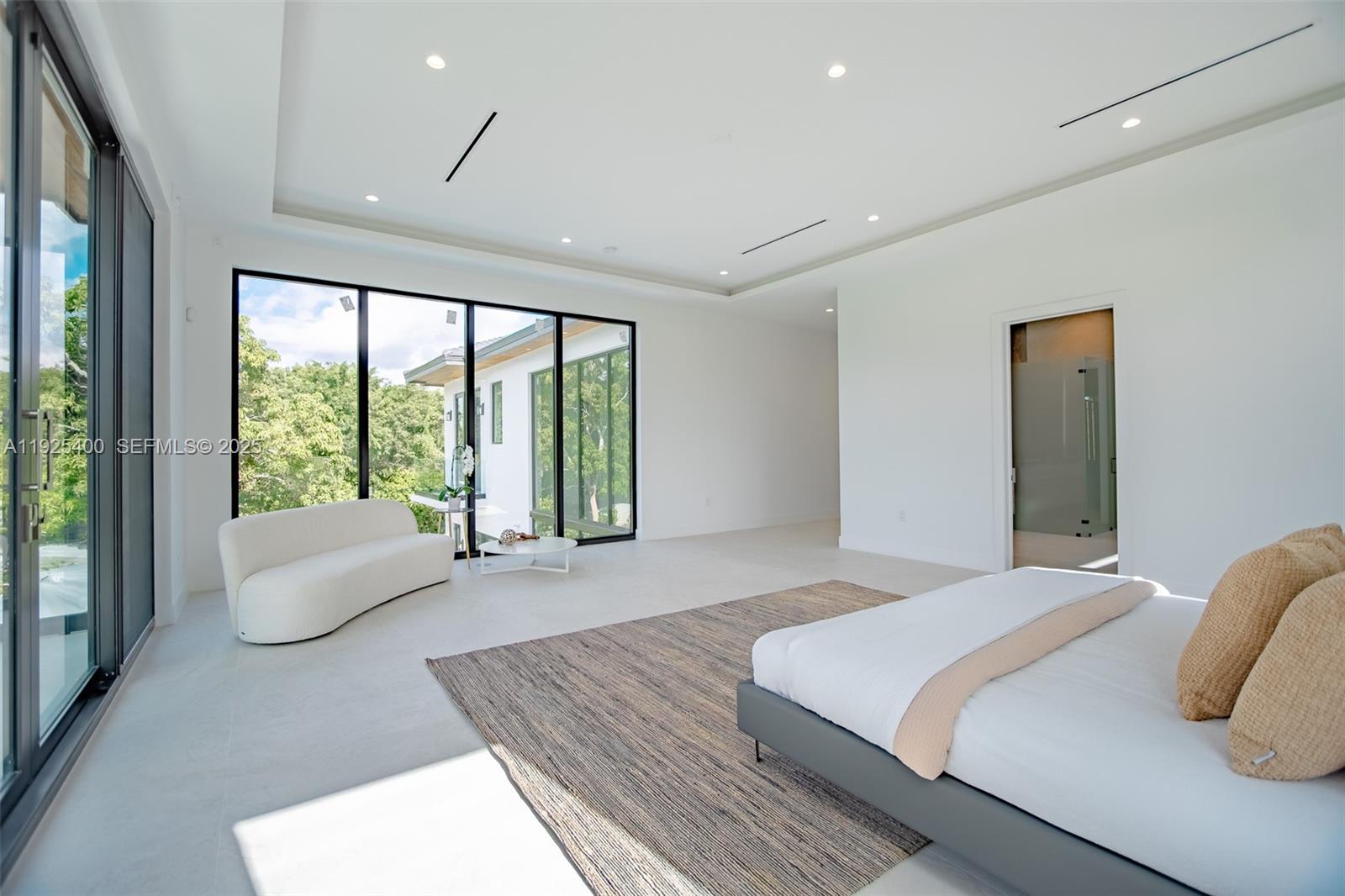 9840 SW 73rd Ct Pinecrest, FL 33156