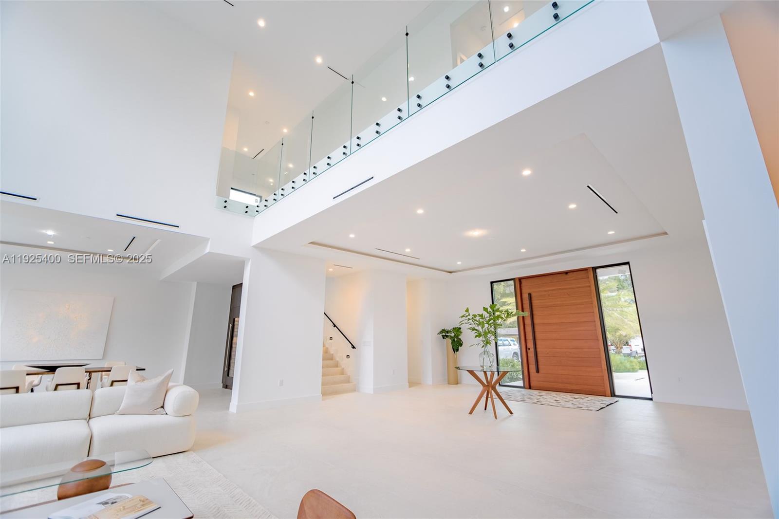 9840 SW 73rd Ct Pinecrest, FL 33156