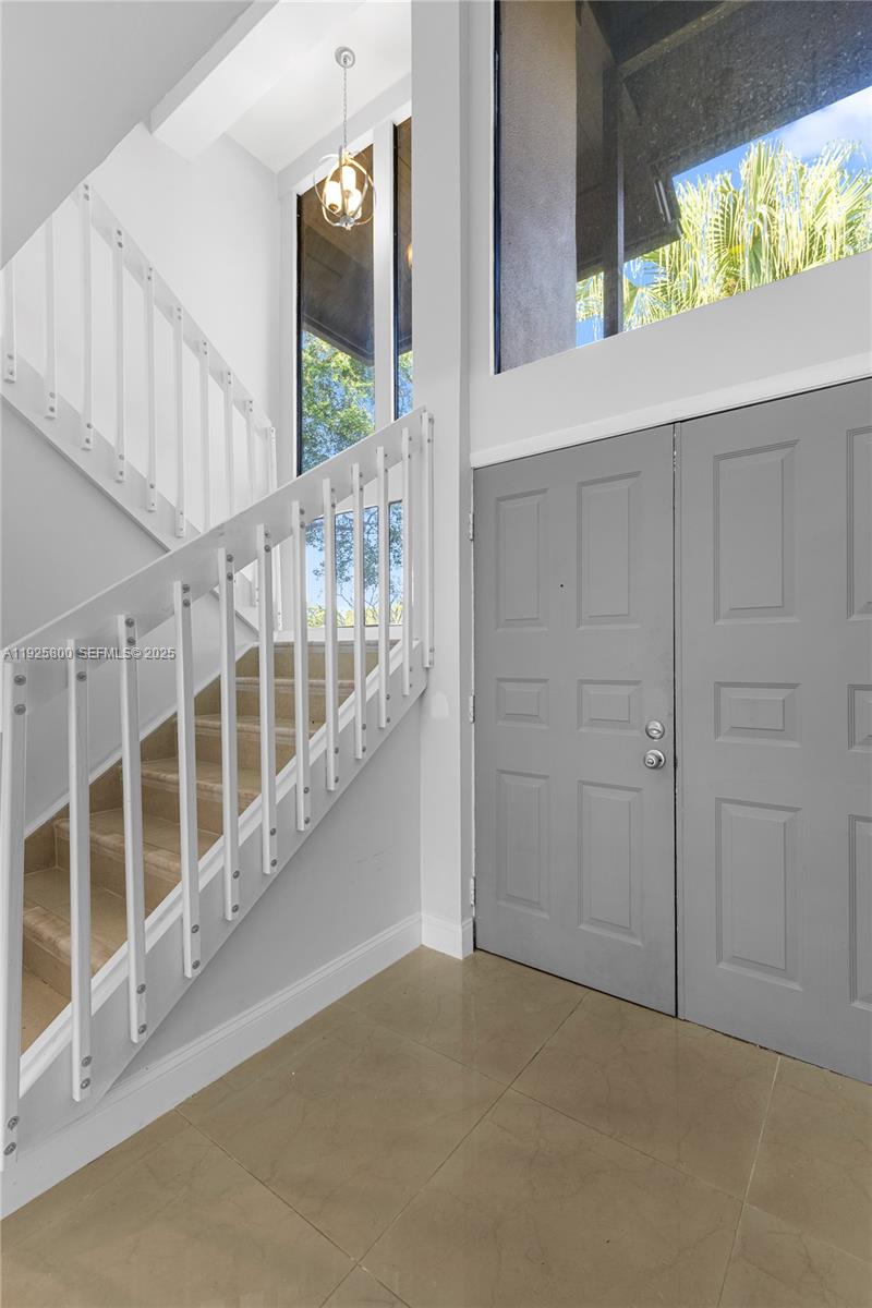 120 SW 96th Ter #204 Plantation, FL 33324