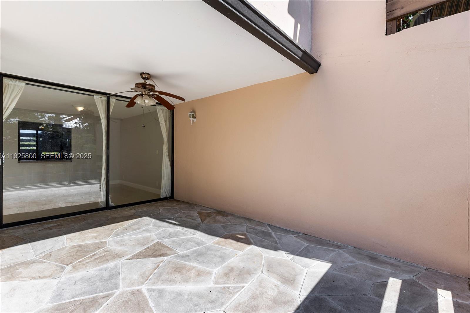 120 SW 96th Ter #204 Plantation, FL 33324