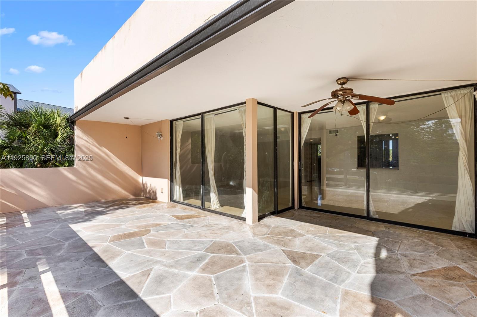 120 SW 96th Ter #204 Plantation, FL 33324