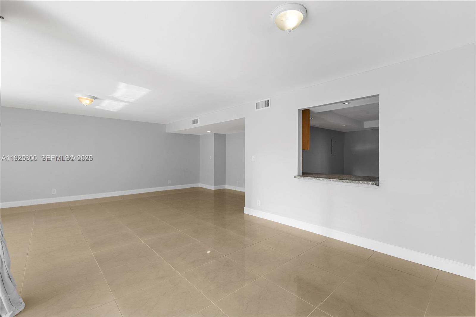 120 SW 96th Ter #204 Plantation, FL 33324