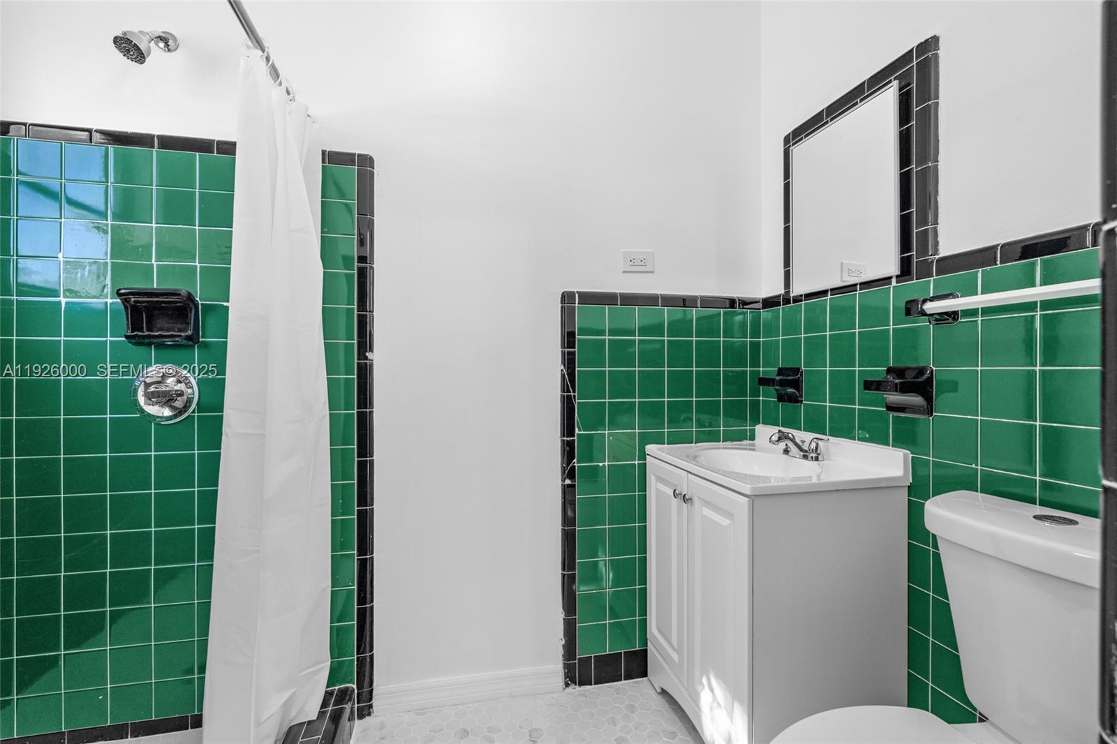 201 S Biscayne Riv Dr Miami, FL 33169