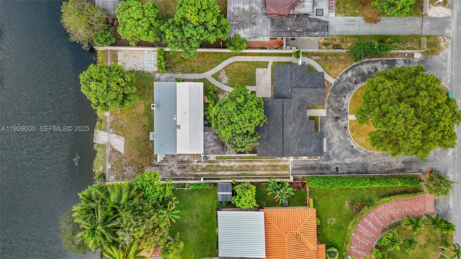 201 S Biscayne Riv Dr Miami, FL 33169