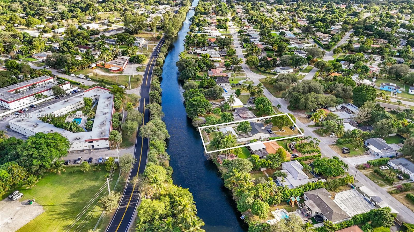 201 S Biscayne Riv Dr Miami, FL 33169