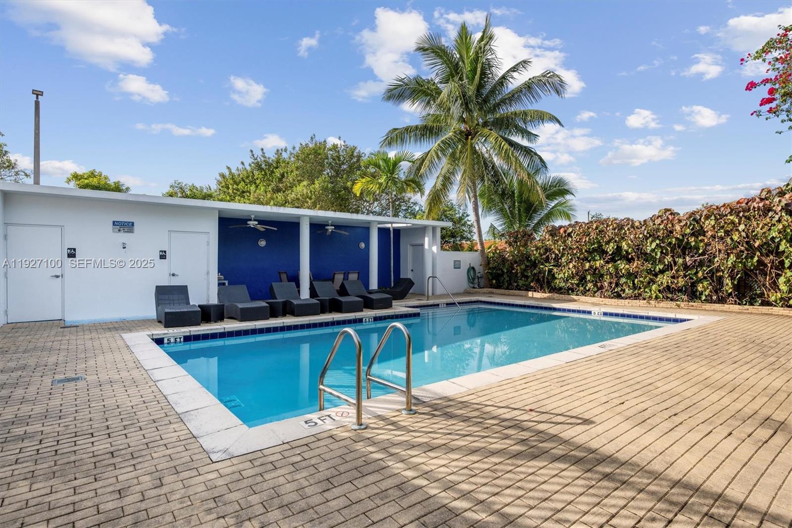 1401 SW 22nd St #1001 Miami, FL 33145