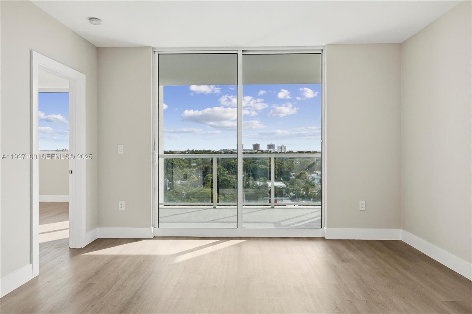 1401 SW 22nd St #1001 Miami, FL 33145