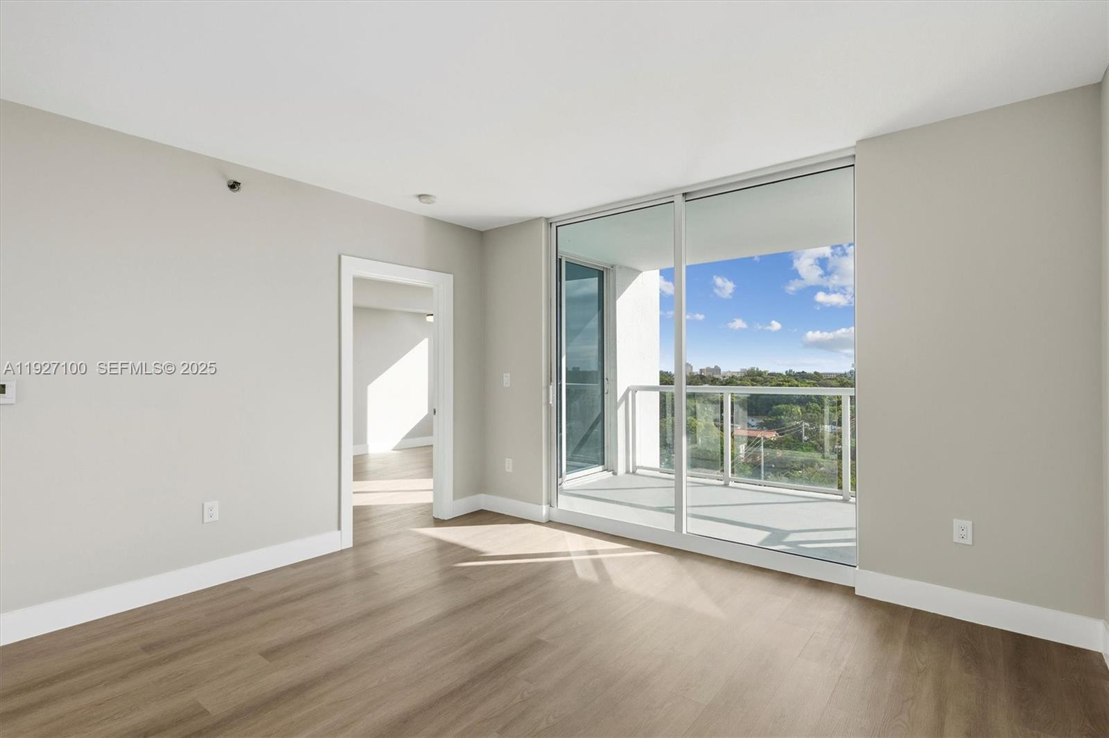 1401 SW 22nd St #1001 Miami, FL 33145