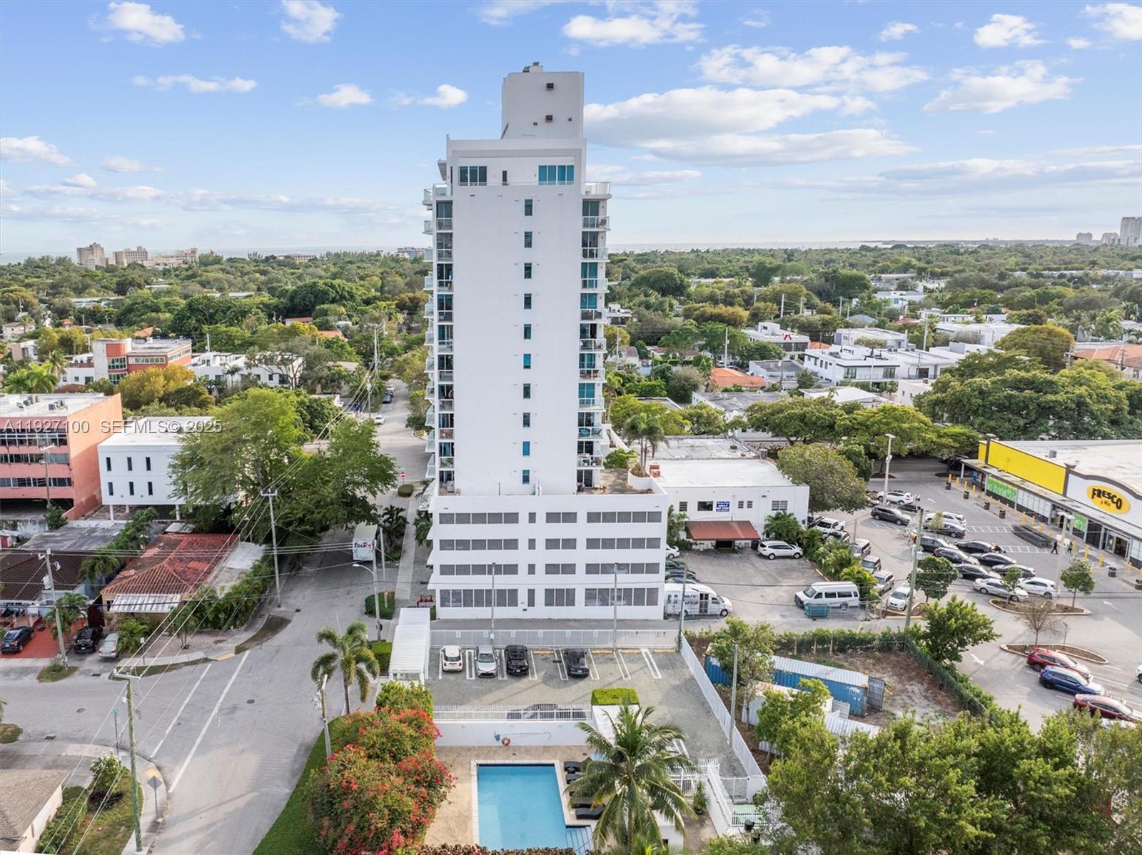 1401 SW 22nd St #1001 Miami, FL 33145