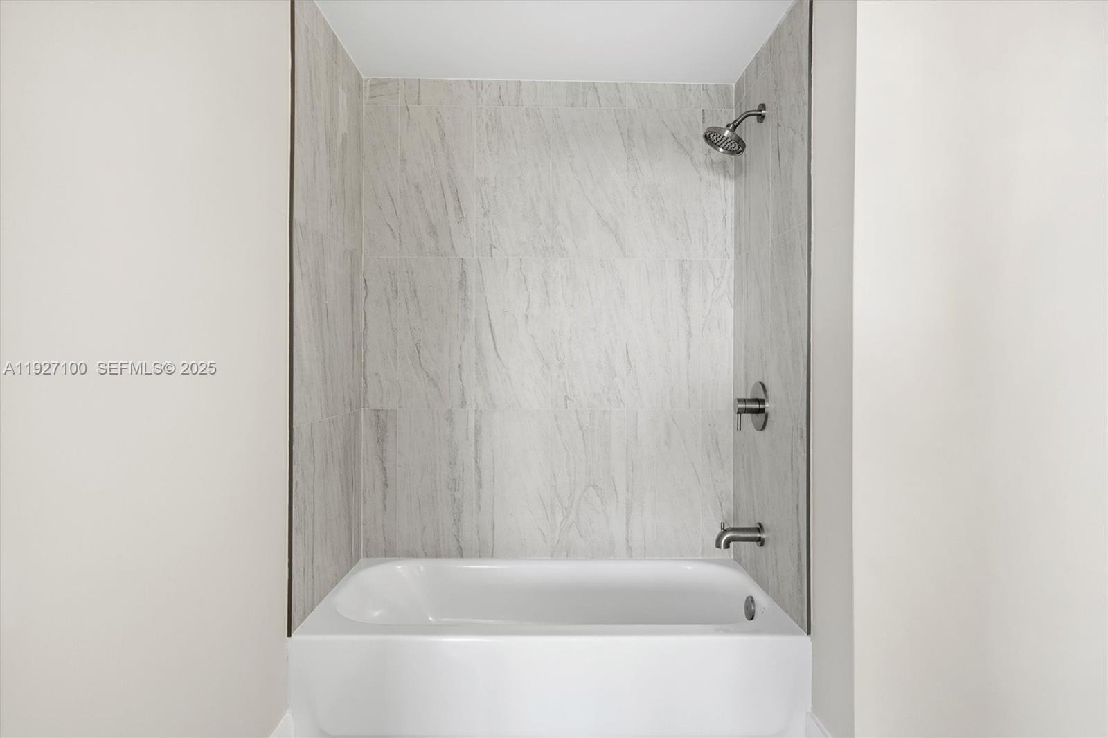 1401 SW 22nd St #1001 Miami, FL 33145