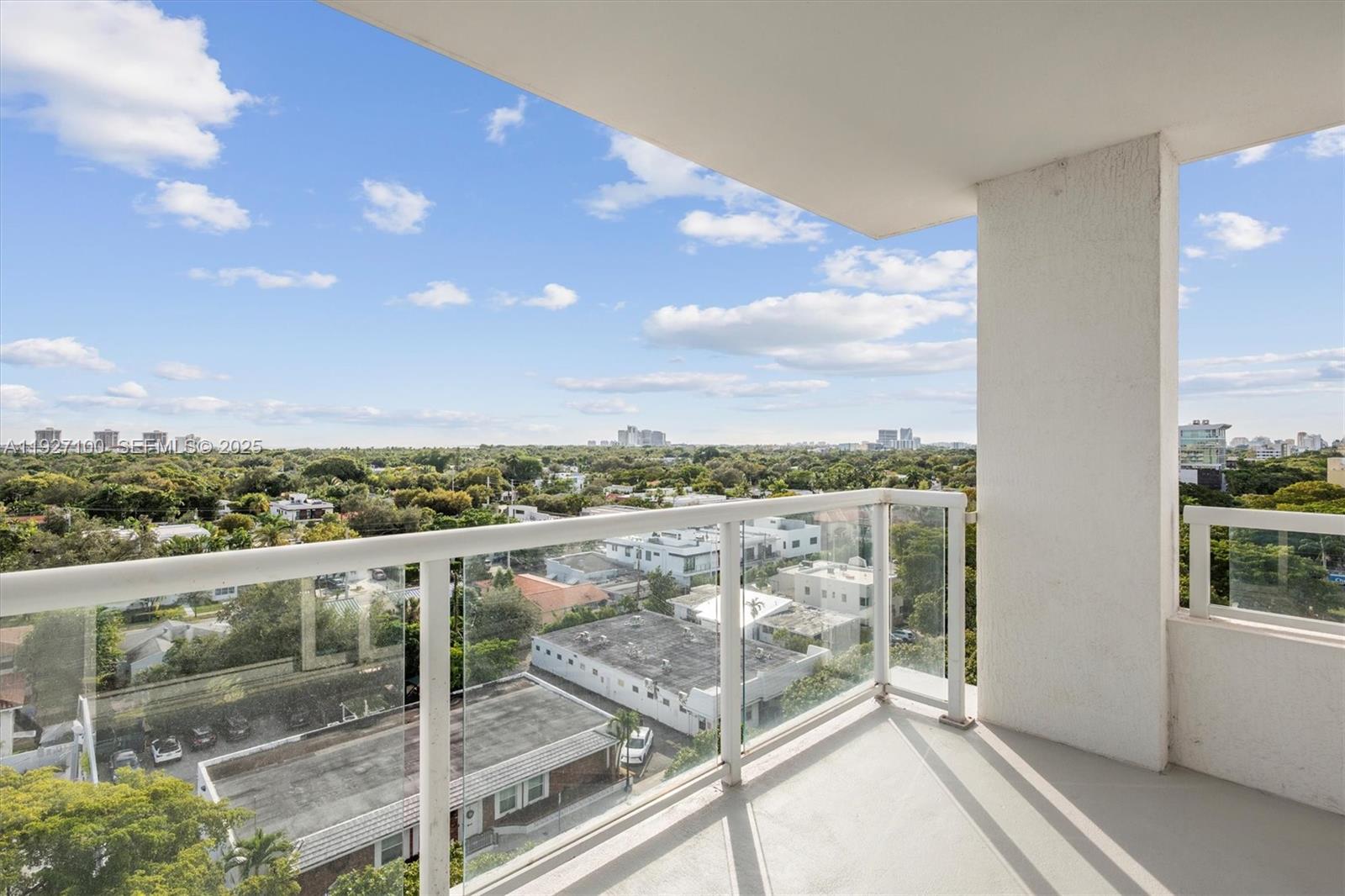 1401 SW 22nd St #1001 Miami, FL 33145