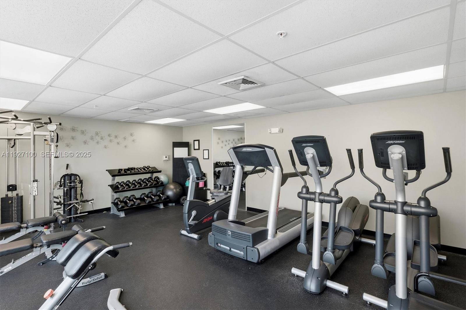 1401 SW 22nd St #1001 Miami, FL 33145