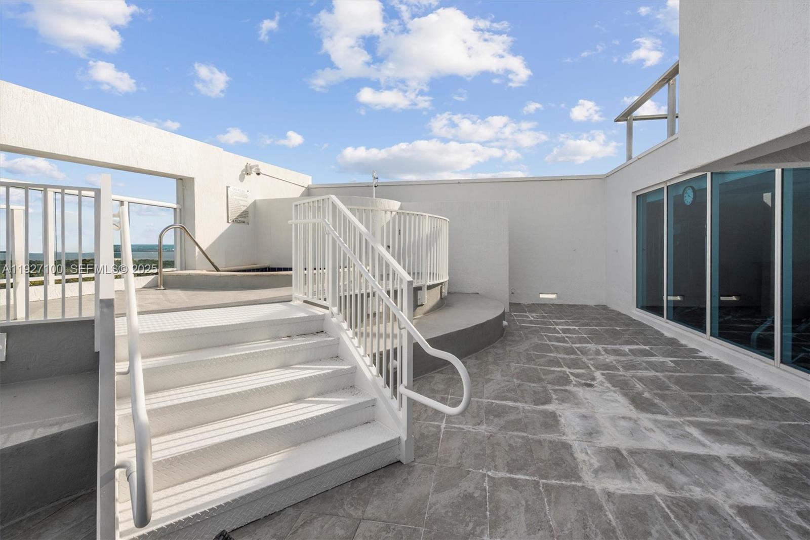 1401 SW 22nd St #1001 Miami, FL 33145