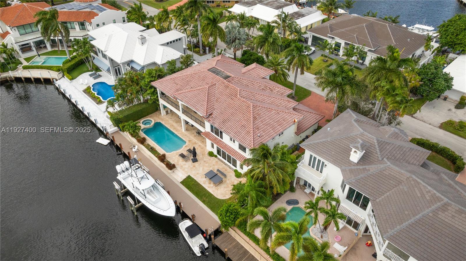 2320 NE 34th Ct Lighthouse Point, FL 33064