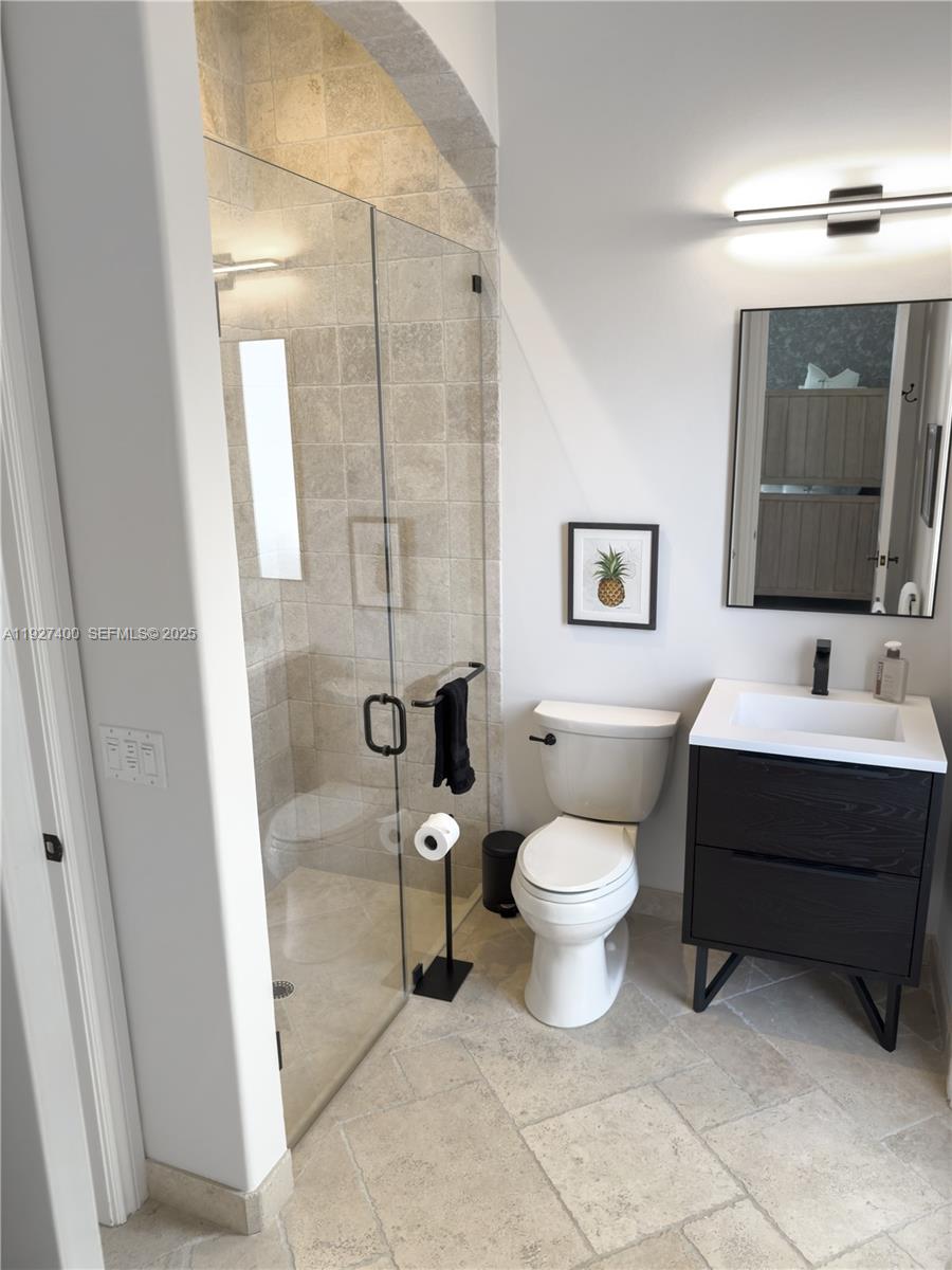 2320 NE 34th Ct Lighthouse Point, FL 33064