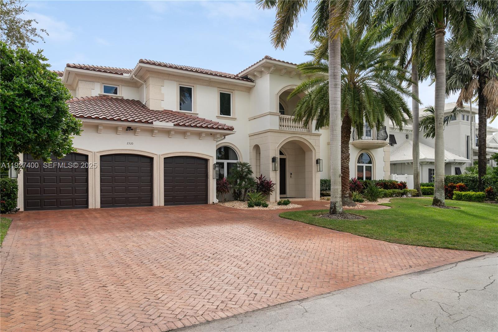 2320 NE 34th Ct Lighthouse Point, FL 33064