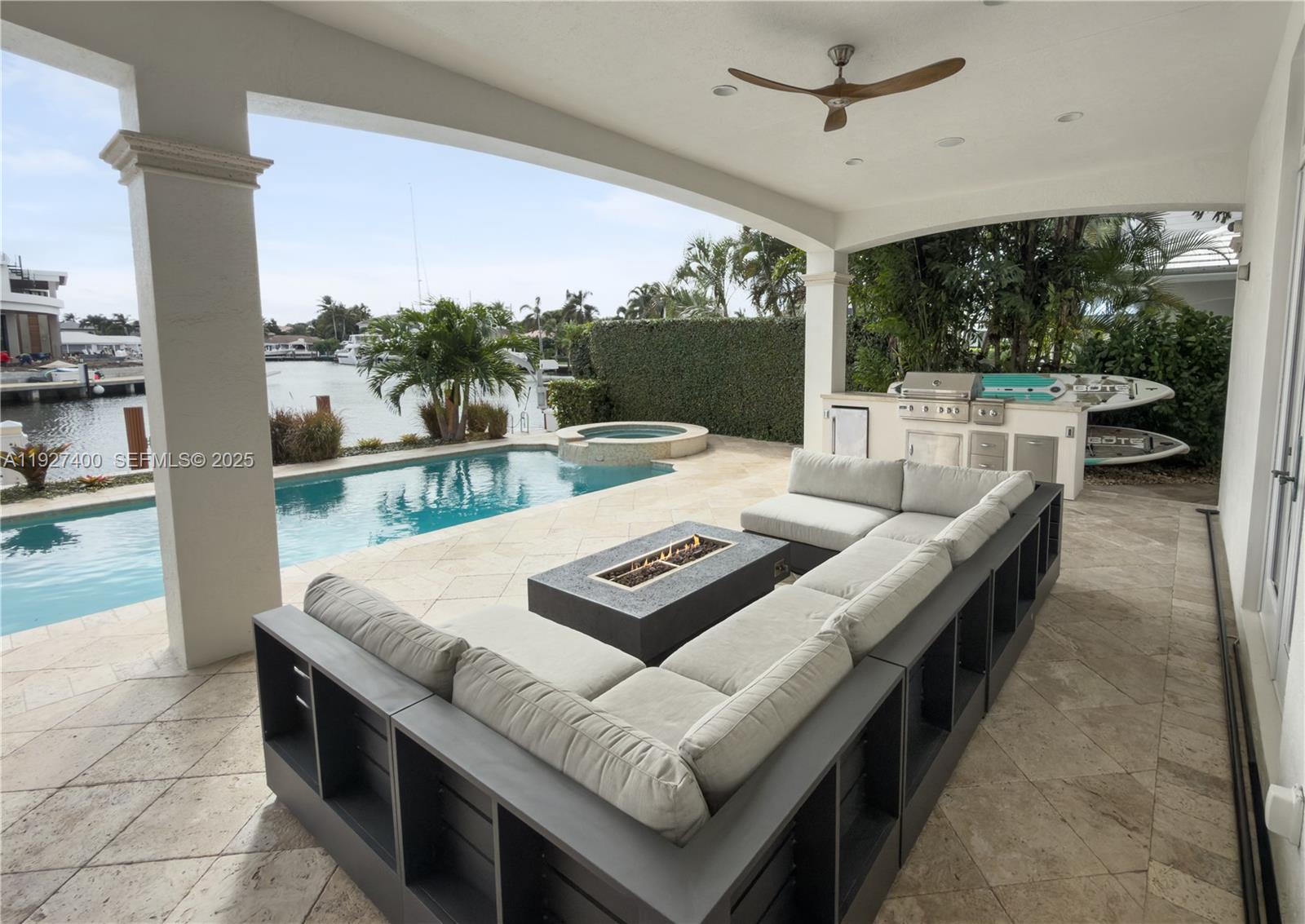 2320 NE 34th Ct Lighthouse Point, FL 33064