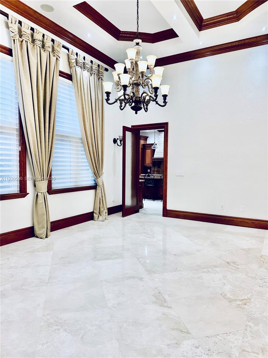 6180 SW 132nd St Pinecrest, FL 33156