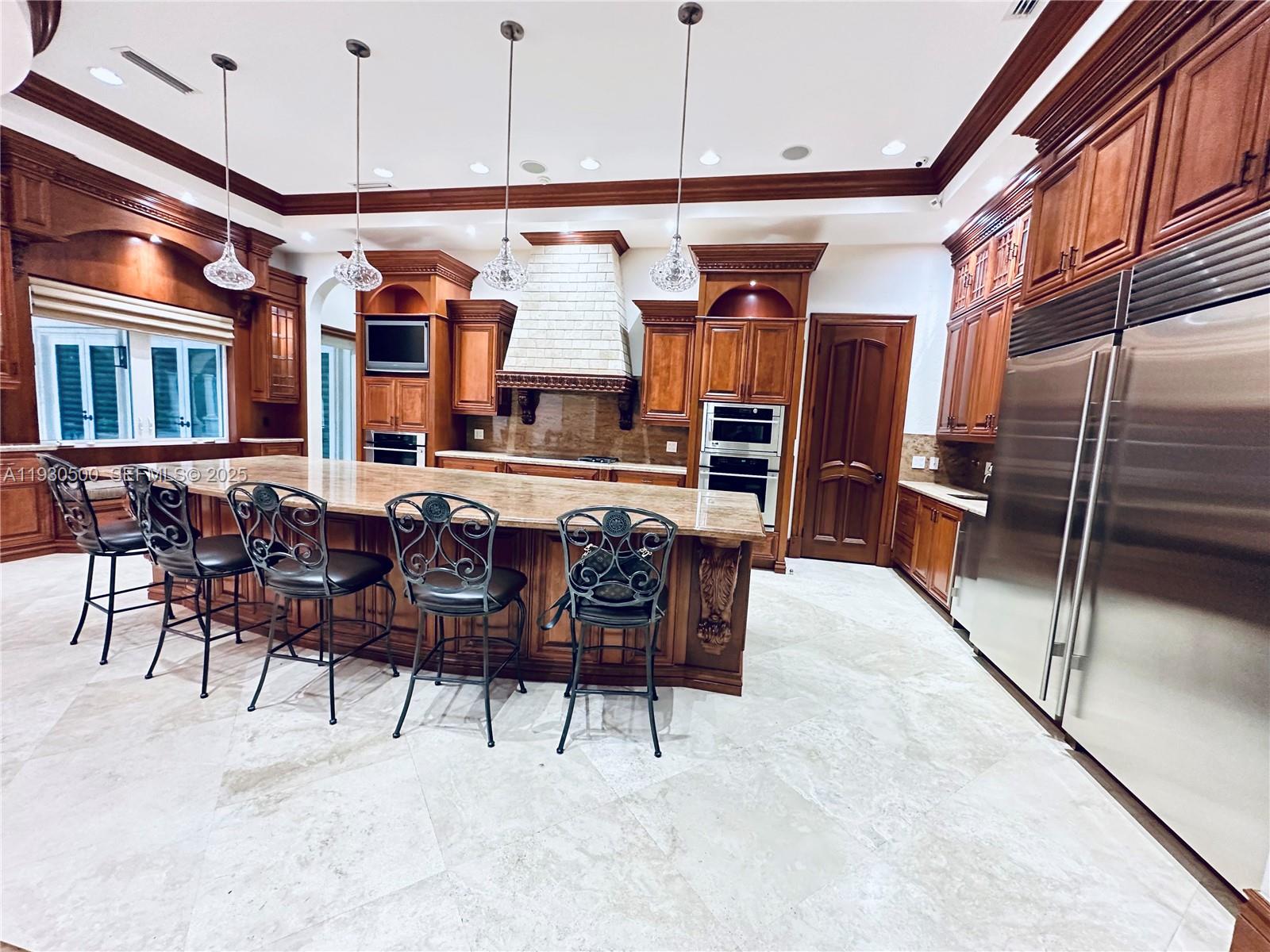 6180 SW 132nd St Pinecrest, FL 33156