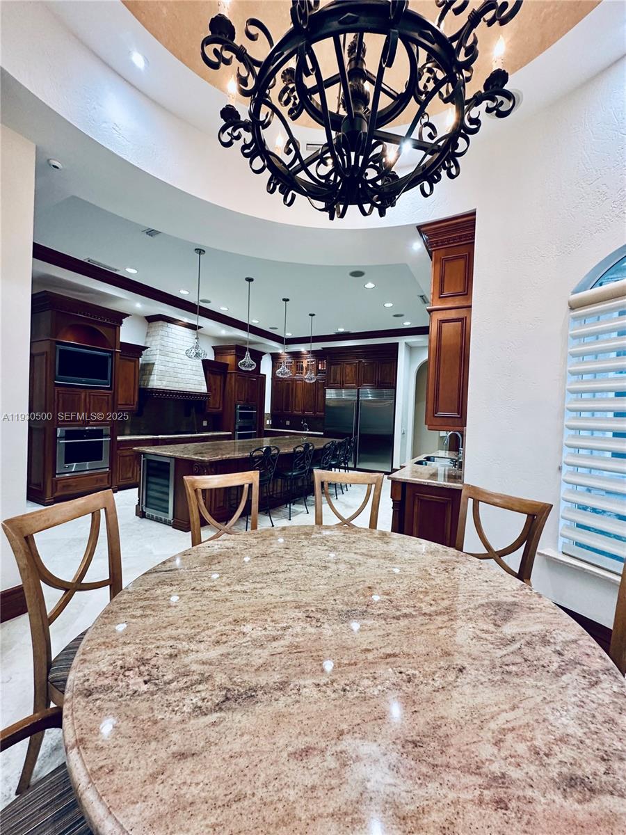 6180 SW 132nd St Pinecrest, FL 33156