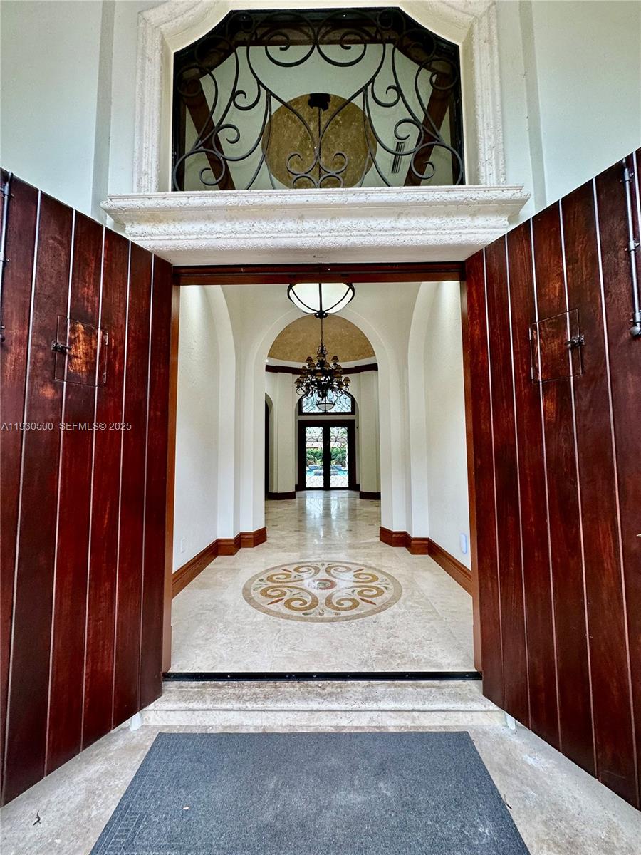 6180 SW 132nd St Pinecrest, FL 33156