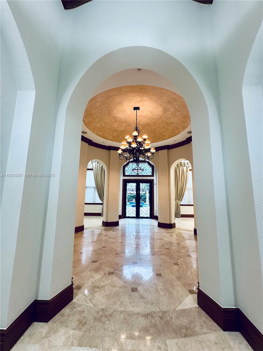 6180 SW 132nd St Pinecrest, FL 33156