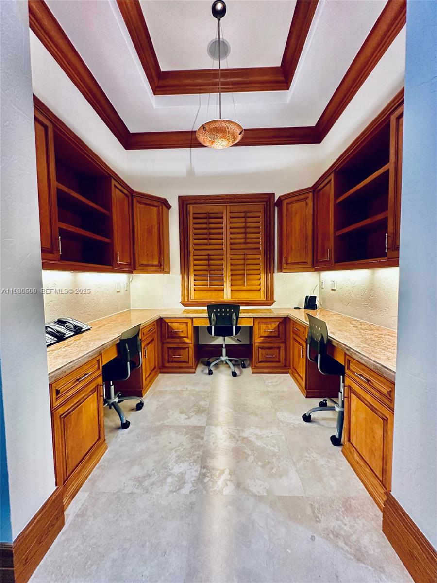 6180 SW 132nd St Pinecrest, FL 33156