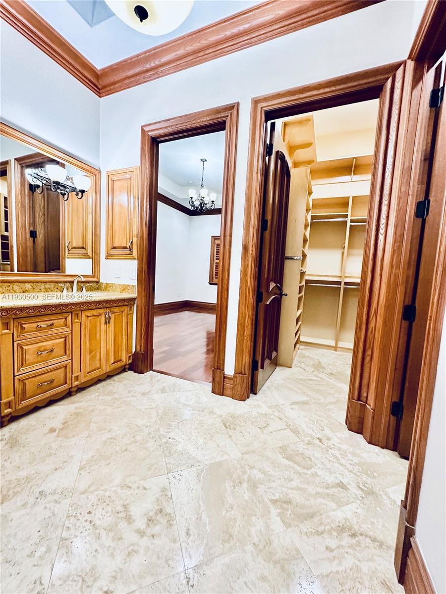 6180 SW 132nd St Pinecrest, FL 33156