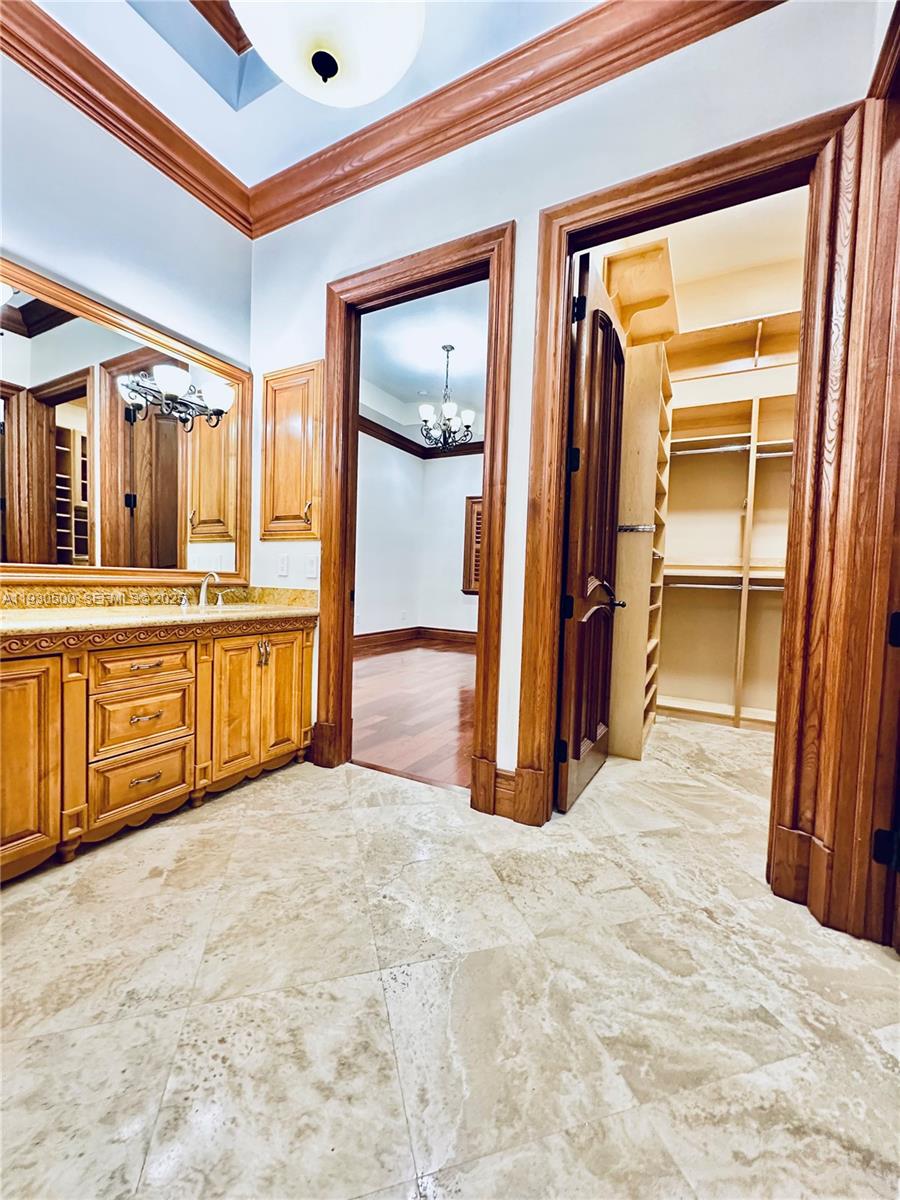 6180 SW 132nd St Pinecrest, FL 33156