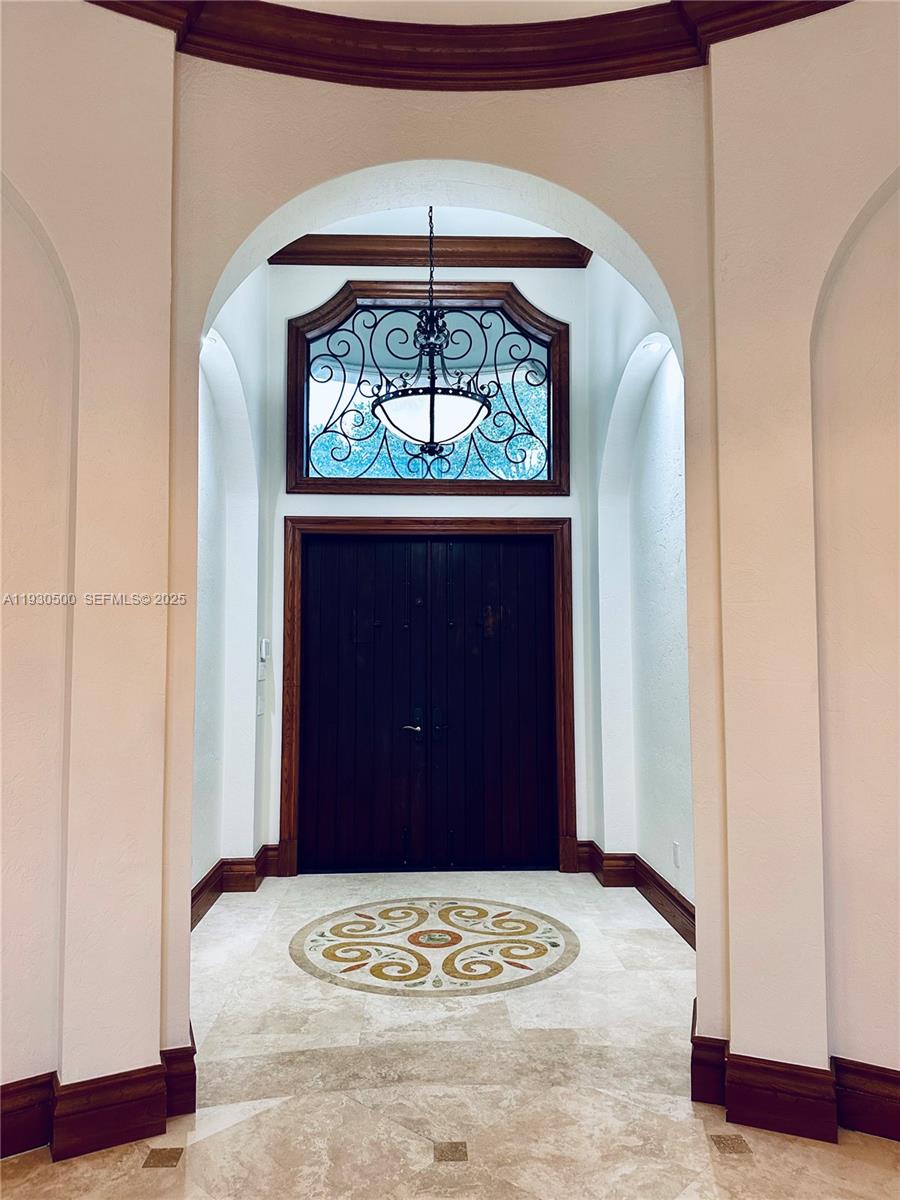 6180 SW 132nd St Pinecrest, FL 33156