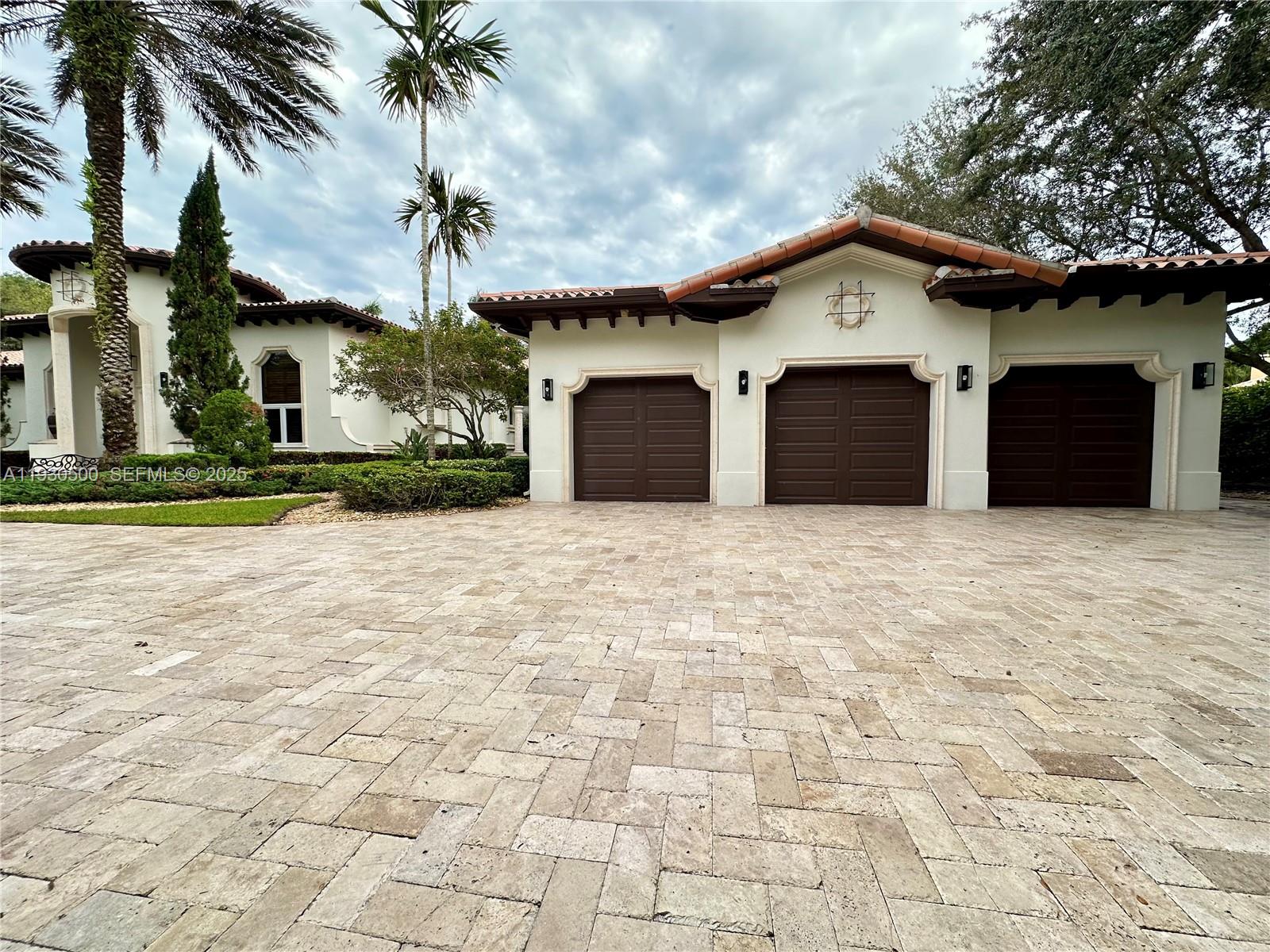 6180 SW 132nd St Pinecrest, FL 33156