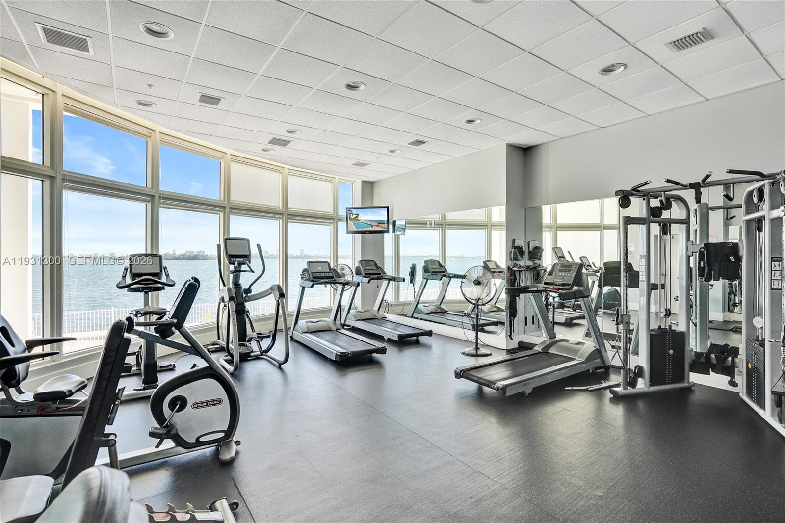 image New Wave Condo28