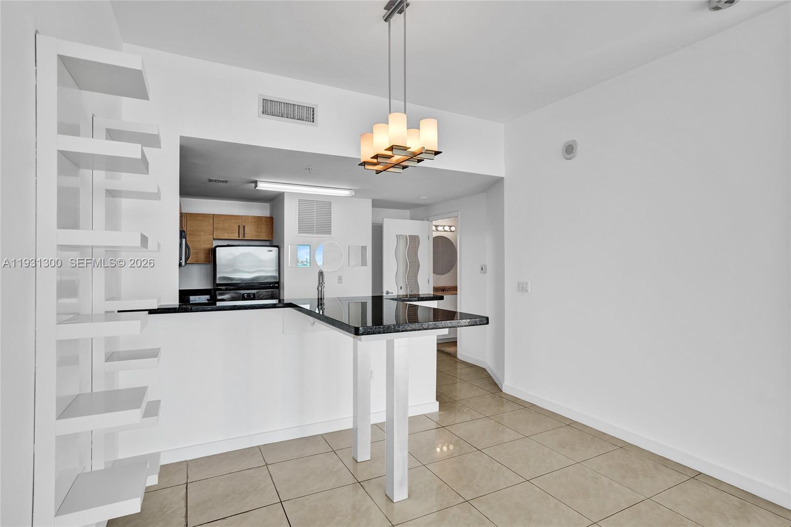 image New Wave Condo32