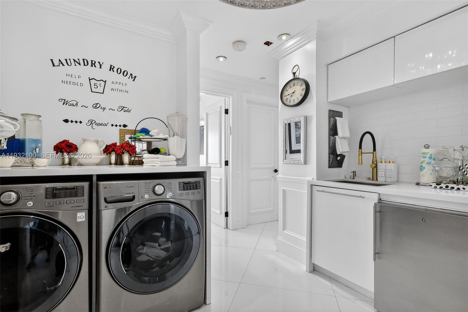 1000 Island Blvd #PH9 Aventura, FL 33160