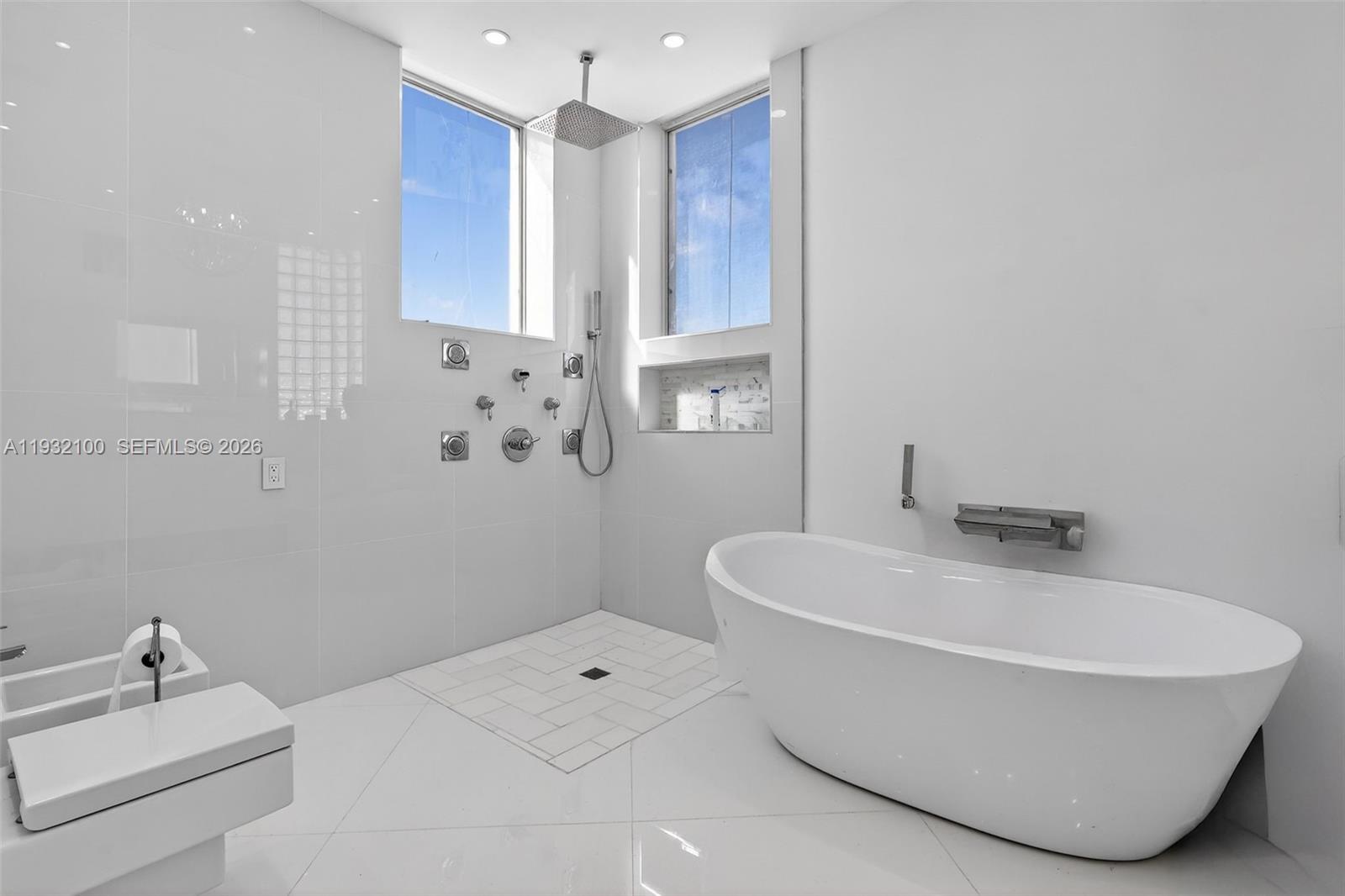 1000 Island Blvd #PH9 Aventura, FL 33160