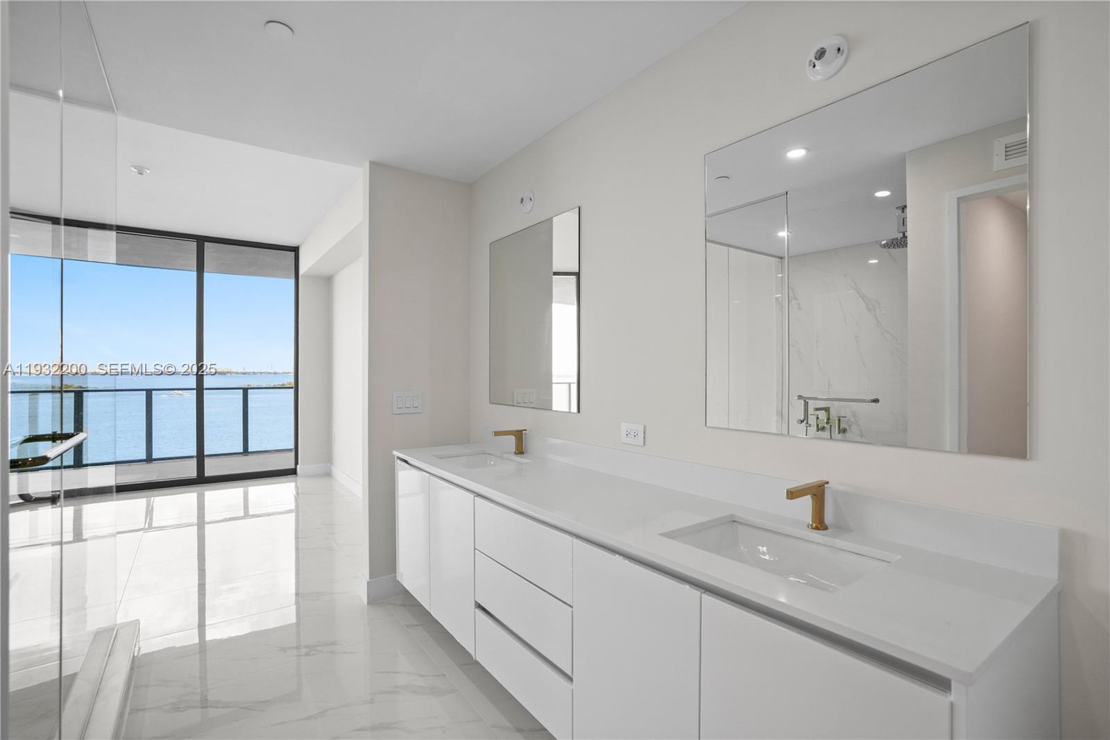 700 NE 24th St #602 Miami, FL 33137