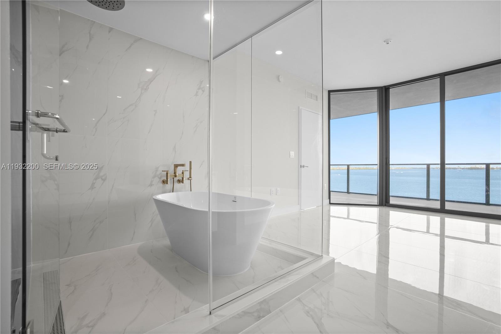 700 NE 24th St #602 Miami, FL 33137