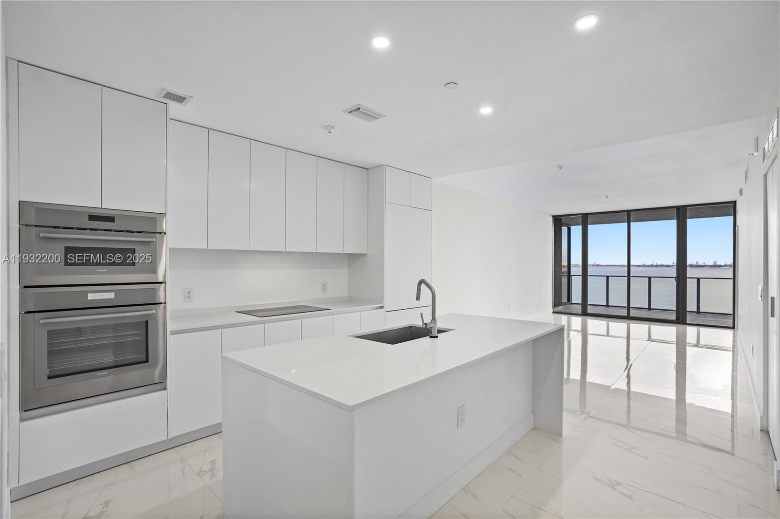 700 NE 24th St #602 Miami, FL 33137