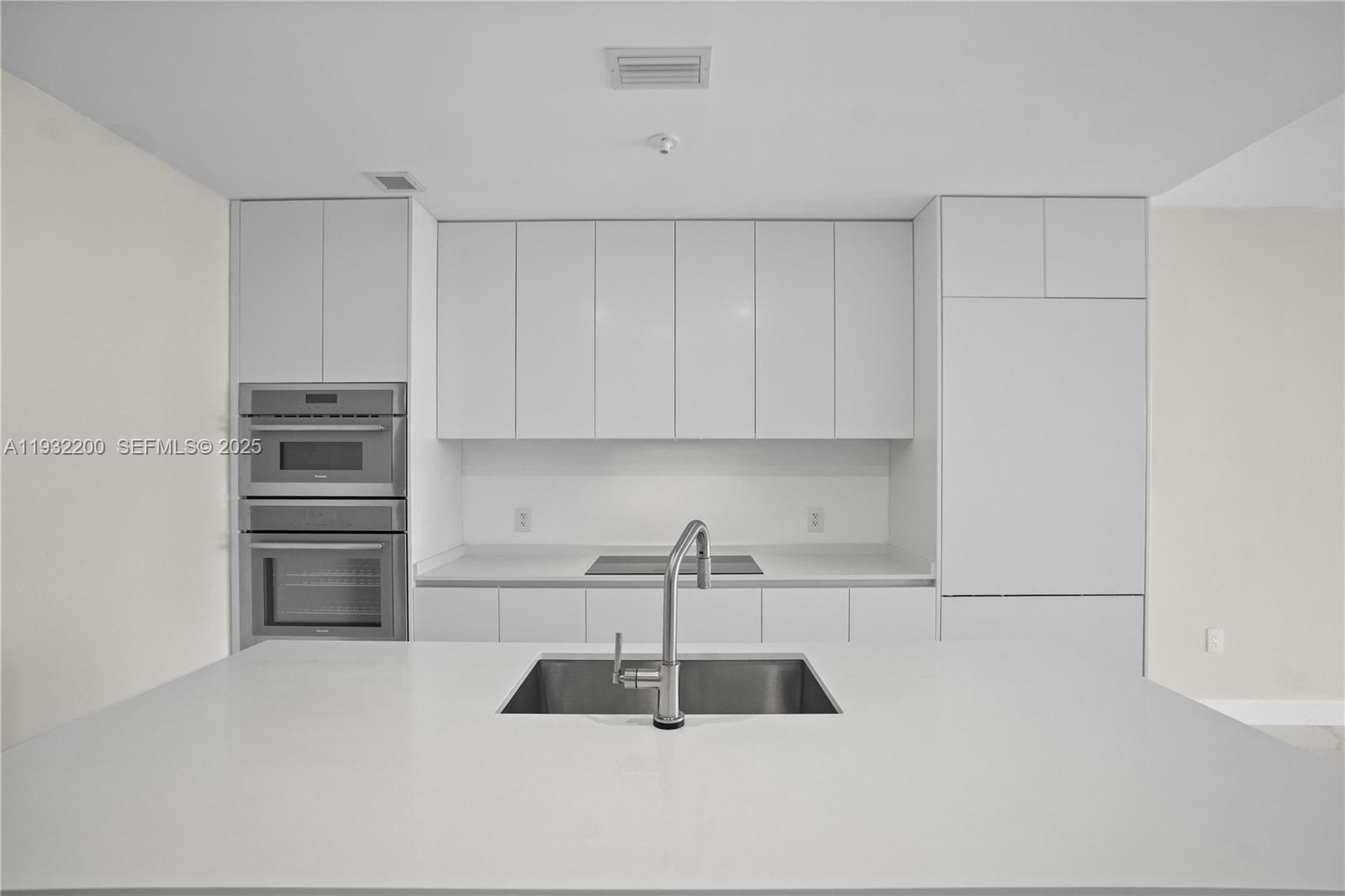 700 NE 24th St #602 Miami, FL 33137