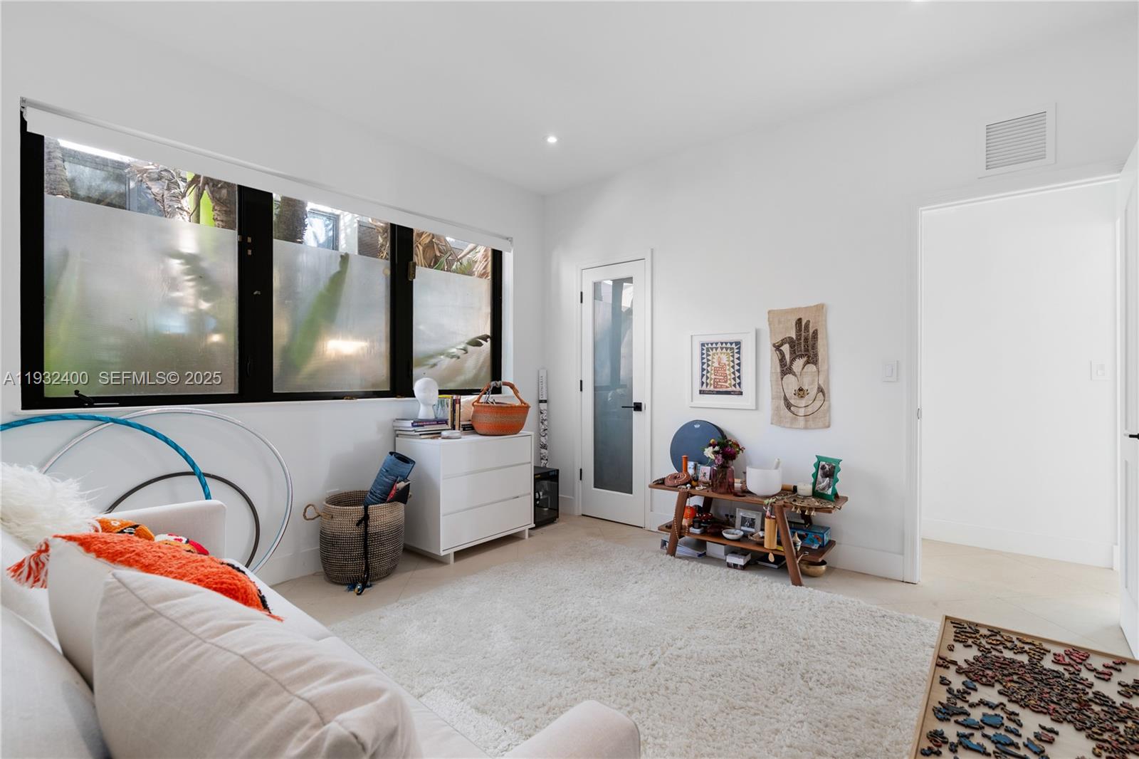 2489 N Meridian Ave Miami Beach, FL 33140